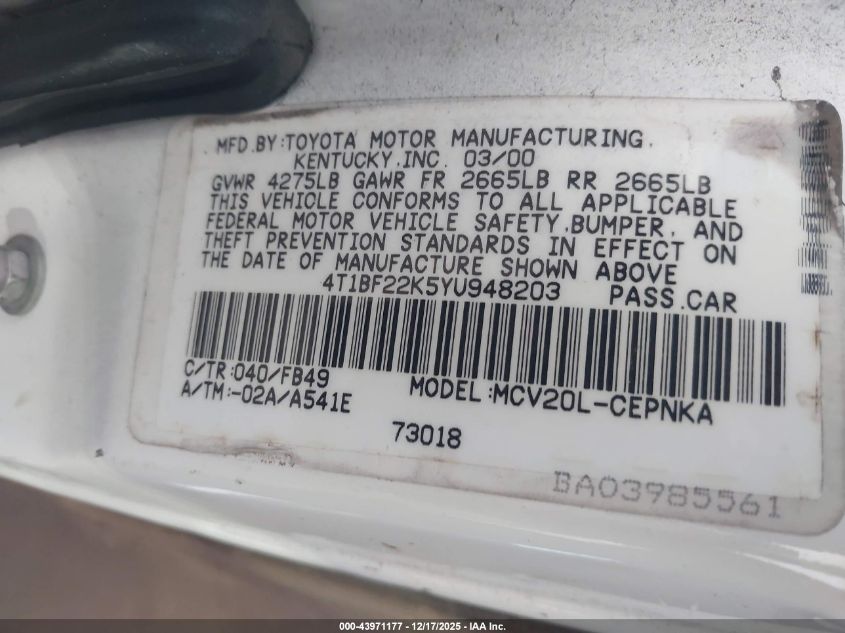 2000 Toyota Camry Le V6 VIN: 4T1BF22K5YU948203 Lot: 43971177