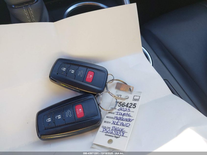 2023 Toyota Highlander Xle VIN: 5TDKDRBH0PS023838 Lot: 43971201