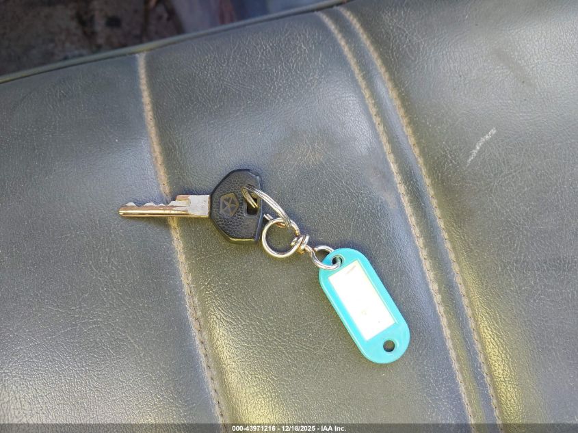 1988 Dodge W-Series W150 VIN: 1B7HW14Y1JS763125 Lot: 43971216