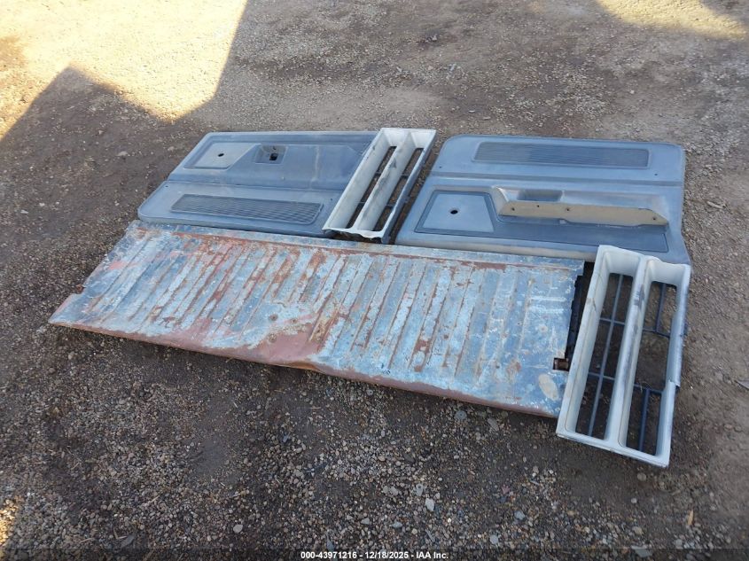 1988 Dodge W-Series W150 VIN: 1B7HW14Y1JS763125 Lot: 43971216