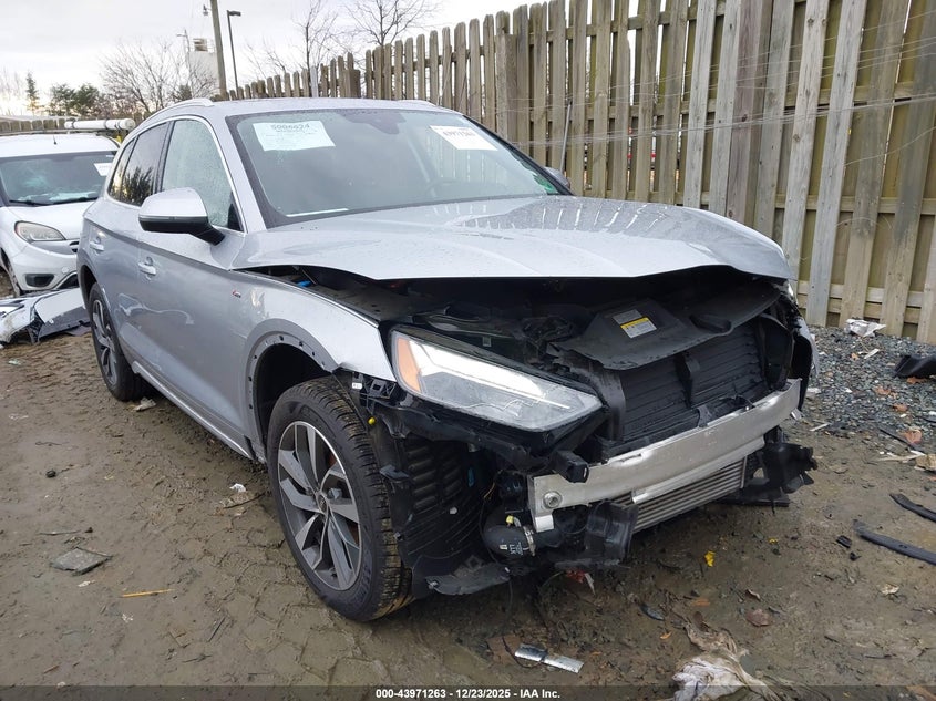 WA1EAAFY4P2029547 2023 Audi Q5 Premium Plus 45 Tfsi S Line Quattro auction photo 1
