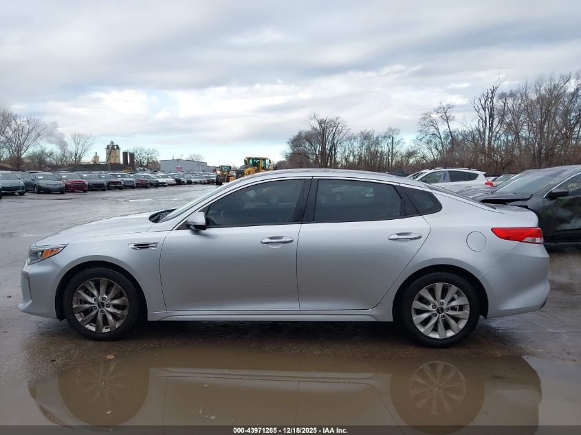 2018 Kia Optima Ex VIN: 5XXGU4L30JG183738 Lot: 43971285