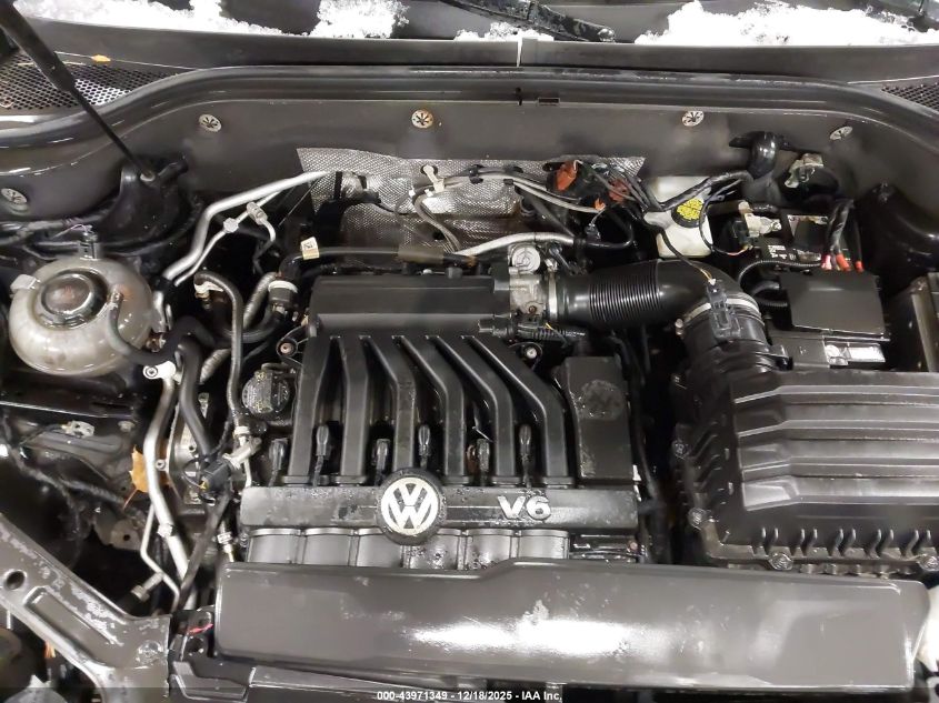2019 Volkswagen Atlas 3.6L V6 Se W/Technology R-Line VIN: 1V2XR2CA8KC565293 Lot: 43971349