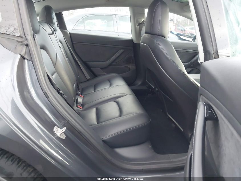 2018 Tesla Model 3 Long Range/Mid Range VIN: 5YJ3E1EA8JF053036 Lot: 43971433