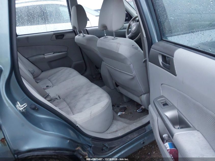 2010 Subaru Forester 2.5X VIN: JF2SH6AC5AG753305 Lot: 43971457