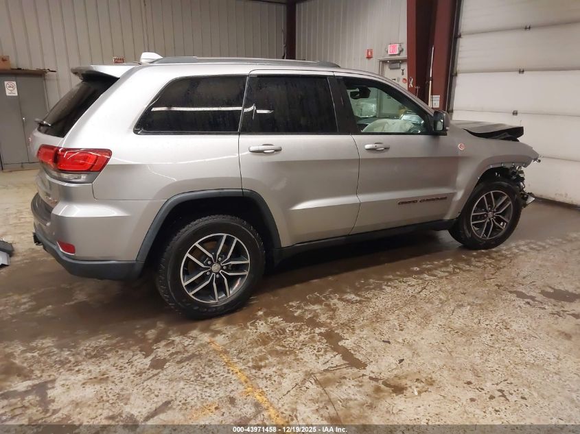 2017 Jeep Grand Cherokee Trailhawk 4X4 VIN: 1C4RJFLGXHC769213 Lot: 43971458
