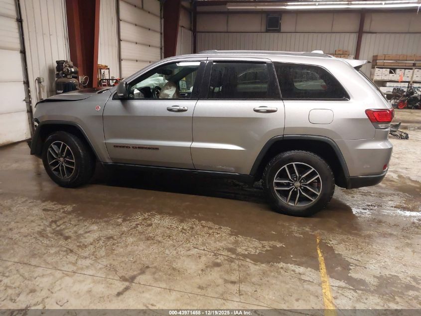 2017 Jeep Grand Cherokee Trailhawk 4X4 VIN: 1C4RJFLGXHC769213 Lot: 43971458