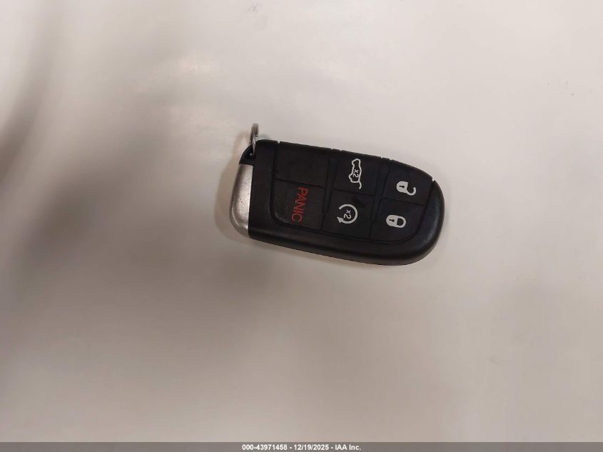 2017 Jeep Grand Cherokee Trailhawk 4X4 VIN: 1C4RJFLGXHC769213 Lot: 43971458