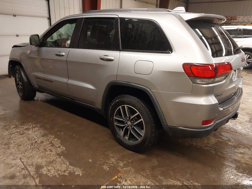 VIN 1C4RJFLGXHC769213 2017 JEEP GRAND CHEROKEE TRAILHAWK 4X4