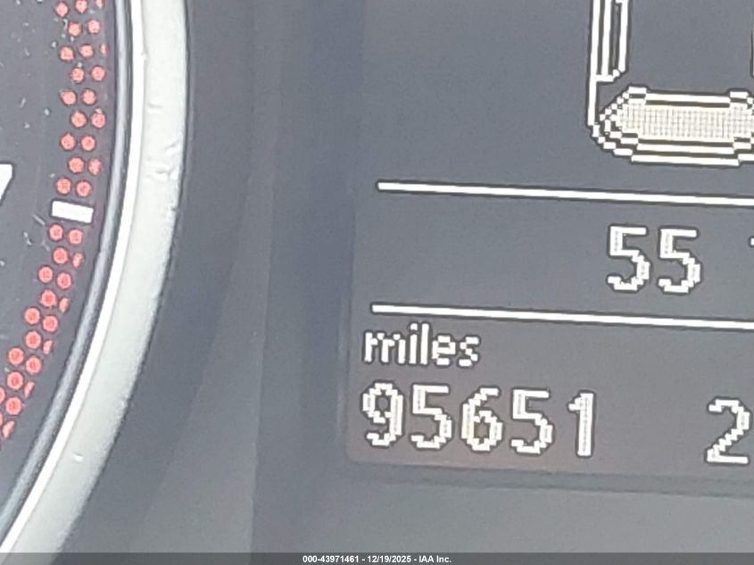 2012 Volkswagen Golf 2.5L 2-Door VIN: WVWAB7AJ1CW247558 Lot: 43971461