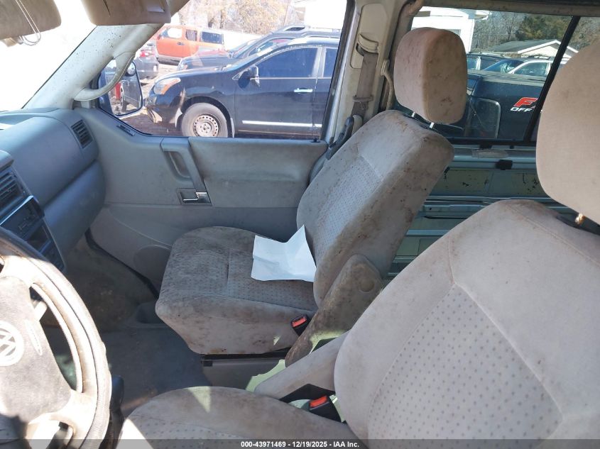 2003 Volkswagen Eurovan Gls VIN: WV2KB47063H000964 Lot: 43971469