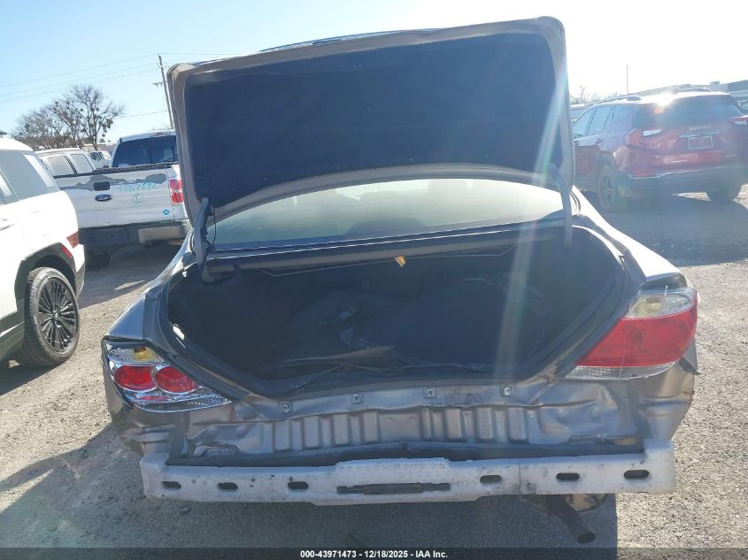 2005 Toyota Camry Le VIN: 4T1BE32K15U639199 Lot: 43971473