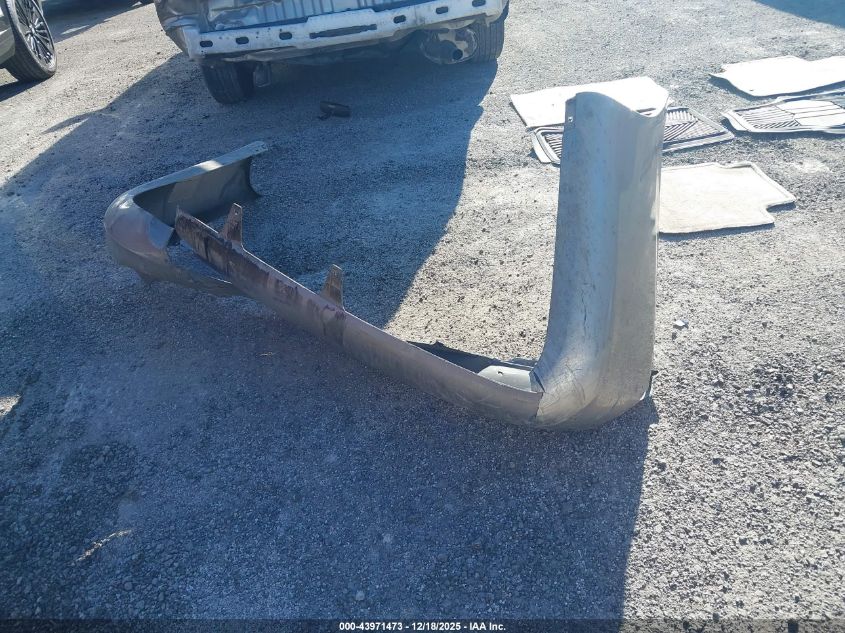 2005 Toyota Camry Le VIN: 4T1BE32K15U639199 Lot: 43971473