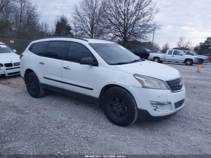 CHEVROLET TRAVERSE LS