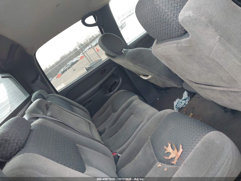 2004 Chevrolet Avalanche 1500 VIN: 3GNEC12T04G279534 Lot: 43971516