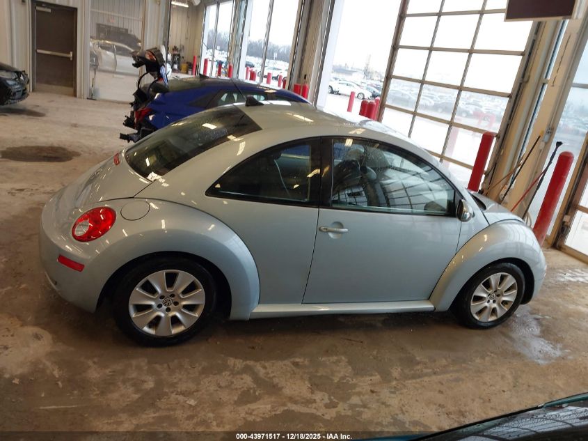 2010 Volkswagen New Beetle 2.5L VIN: 3VWRW3AG2AM006820 Lot: 43971517