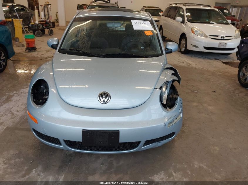 2010 Volkswagen New Beetle 2.5L VIN: 3VWRW3AG2AM006820 Lot: 43971517