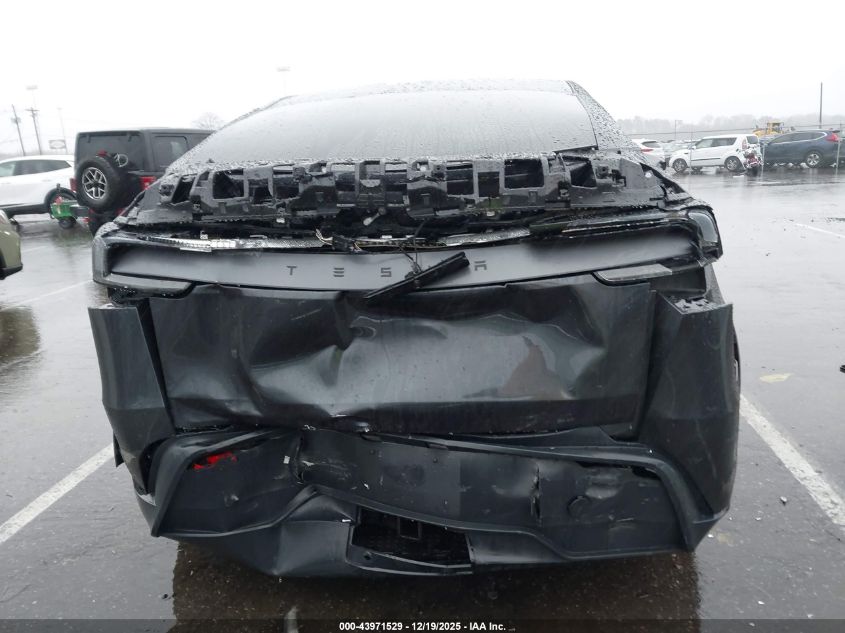 2026 Tesla Model Y Premium Rear-Wheel Drive VIN: 7SAYGDED5TF423778 Lot: 43971529