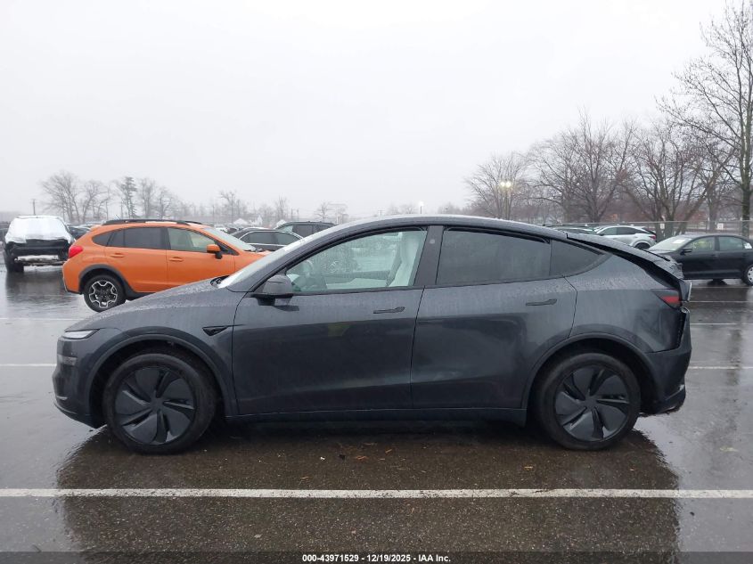 2026 Tesla Model Y Premium Rear-Wheel Drive VIN: 7SAYGDED5TF423778 Lot: 43971529