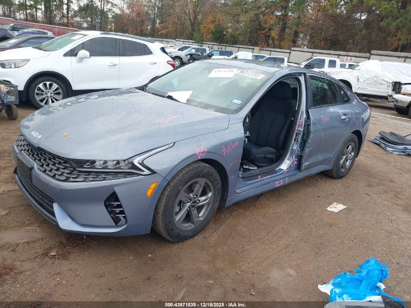 2022 Kia K5 Lxs VIN: 5XXG14J28NG138684 Lot: 43971539