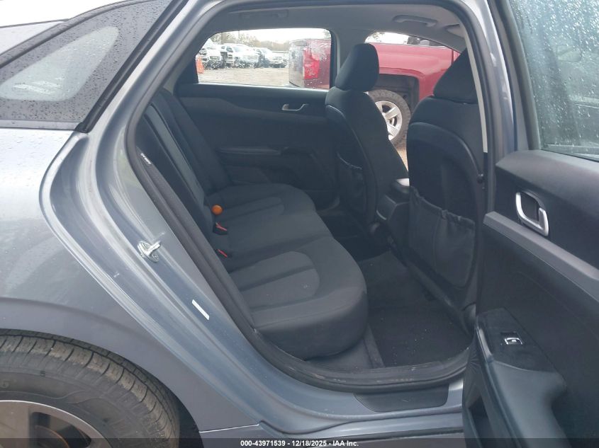 2022 Kia K5 Lxs VIN: 5XXG14J28NG138684 Lot: 43971539