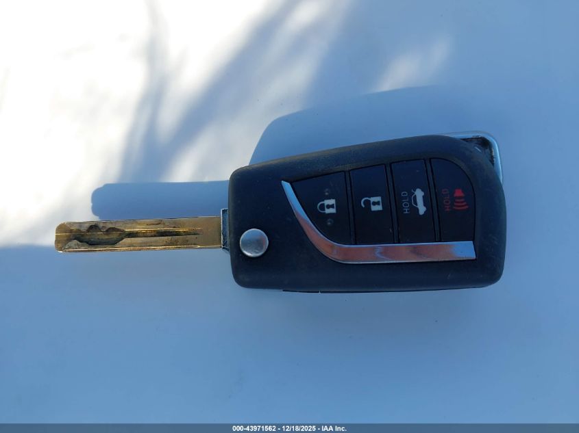 2022 Toyota Corolla Le VIN: JTDEPMAE6N3003753 Lot: 43971562