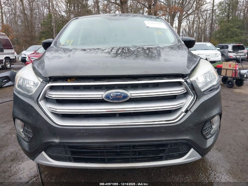2017 Ford Escape Se VIN: 1FMCU9G95HUC03136 Lot: 43971595