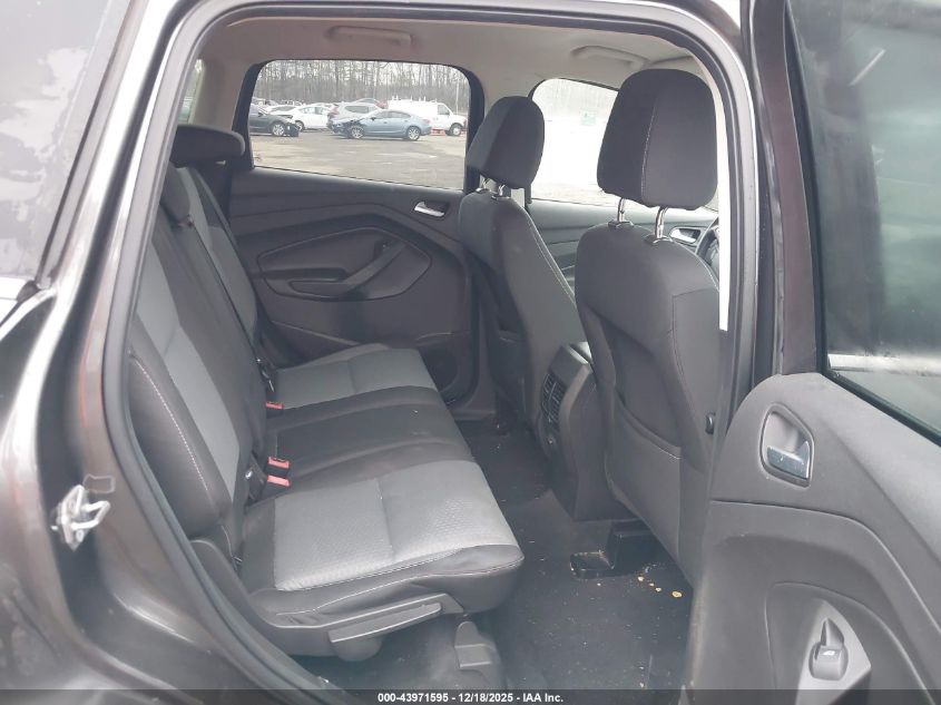 2017 Ford Escape Se VIN: 1FMCU9G95HUC03136 Lot: 43971595