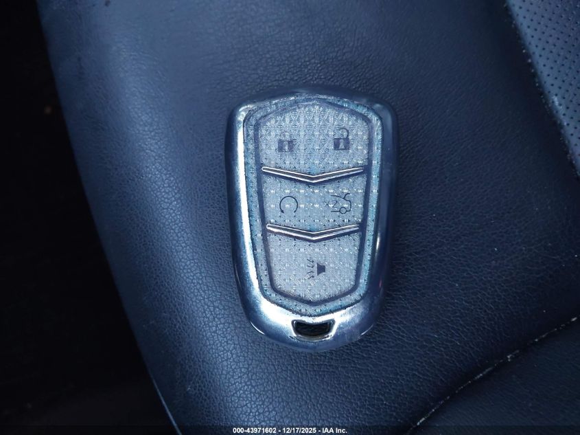 2019 Cadillac Xt4 Premium Luxury VIN: 1GYFZDR47KF101544 Lot: 43971602