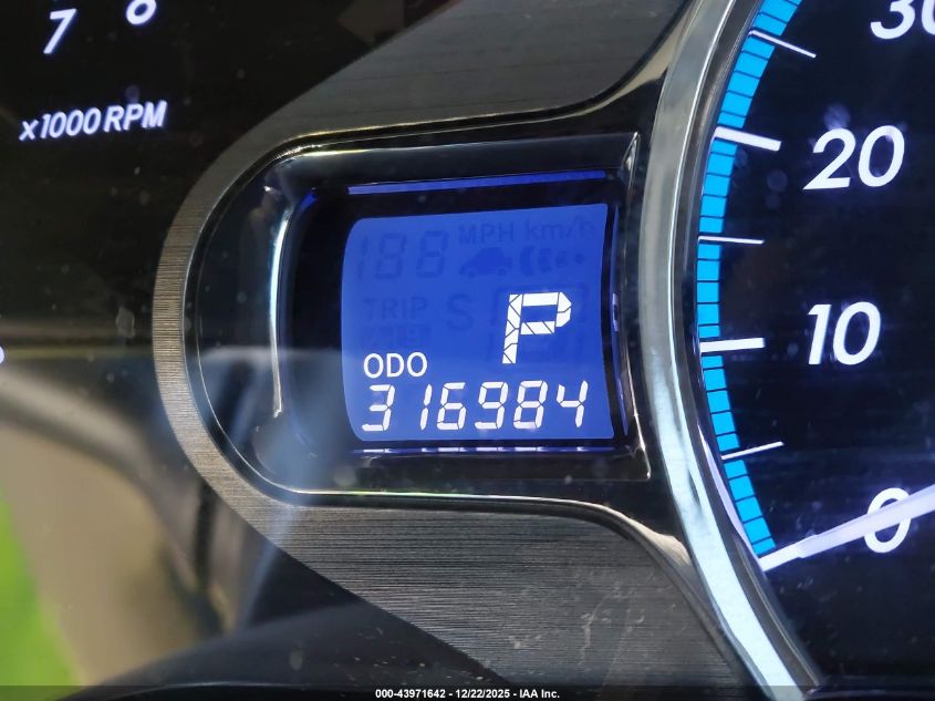 2014 Toyota Sienna Xle V6 8 Passenger VIN: 5TDYK3DC3ES437661 Lot: 43971642