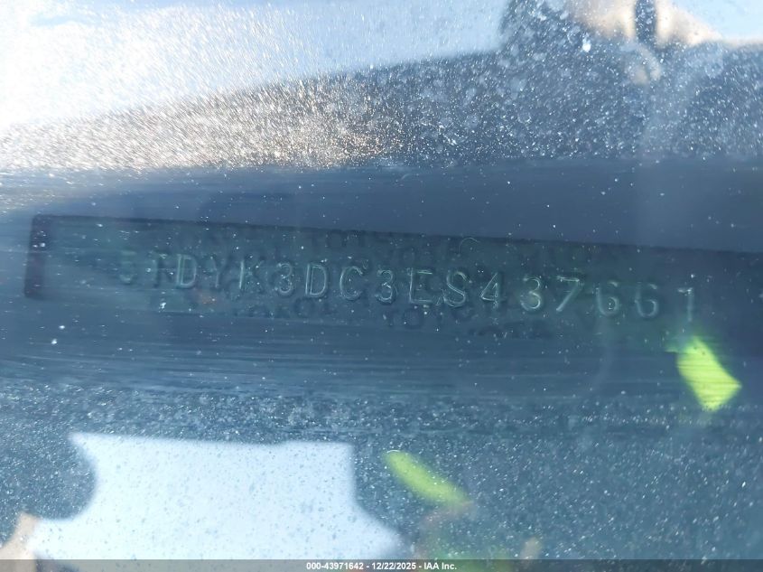 2014 Toyota Sienna Xle V6 8 Passenger VIN: 5TDYK3DC3ES437661 Lot: 43971642