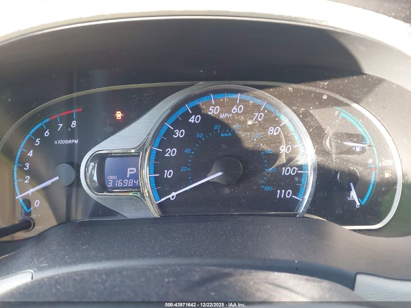 2014 Toyota Sienna Xle V6 8 Passenger VIN: 5TDYK3DC3ES437661 Lot: 43971642