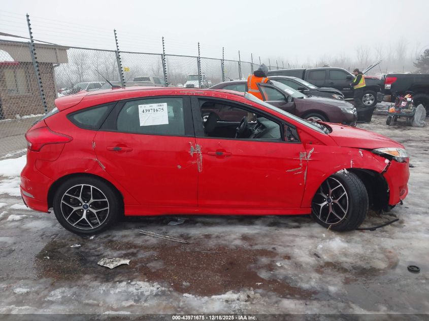 2015 Ford Focus Se VIN: 1FADP3K27FL216602 Lot: 43971675