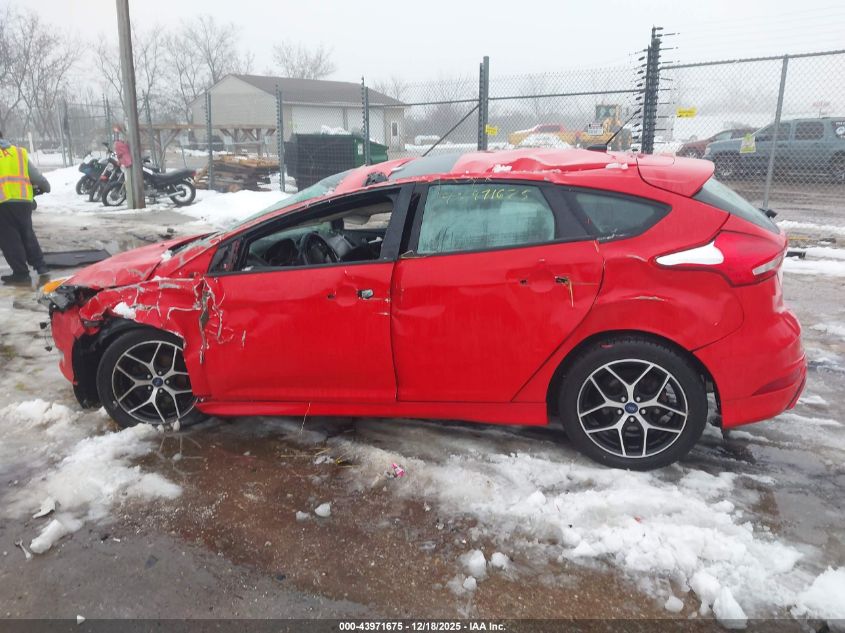 2015 Ford Focus Se VIN: 1FADP3K27FL216602 Lot: 43971675