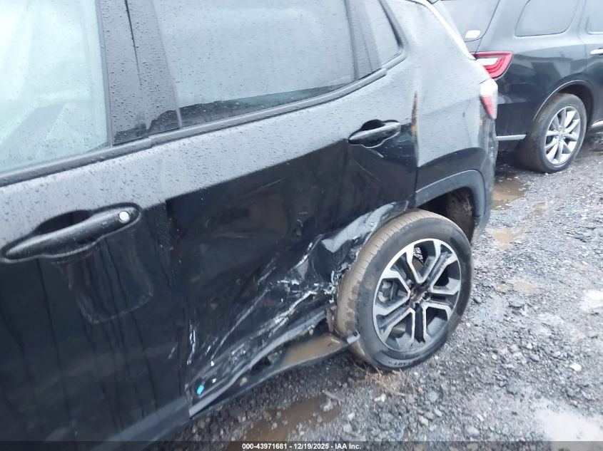 2024 Jeep Compass Limited 4X4 VIN: 3C4NJDCNXRT581296 Lot: 43971681