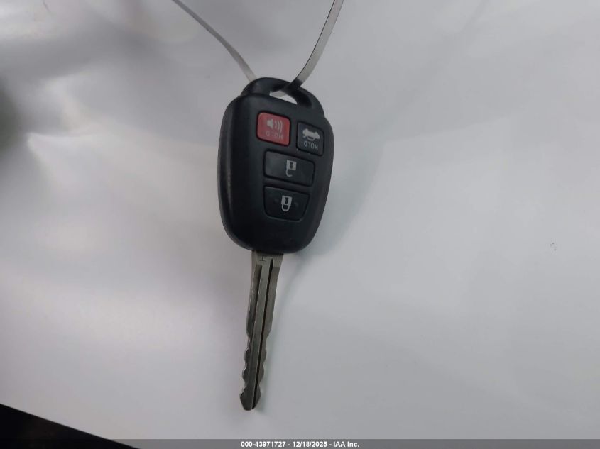 2015 Toyota Corolla Le VIN: 2T1BURHE8FC374968 Lot: 43971727