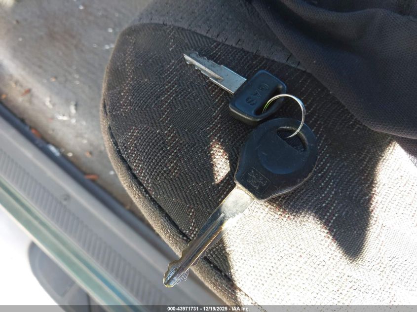 2000 Nissan Xterra Se/Xe VIN: 5N1ED28T7YC558020 Lot: 43971731