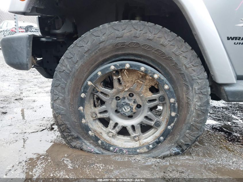 2017 Jeep Wrangler Unlimited Sahara 4X4 VIN: 1C4BJWEG7HL573339 Lot: 43971755
