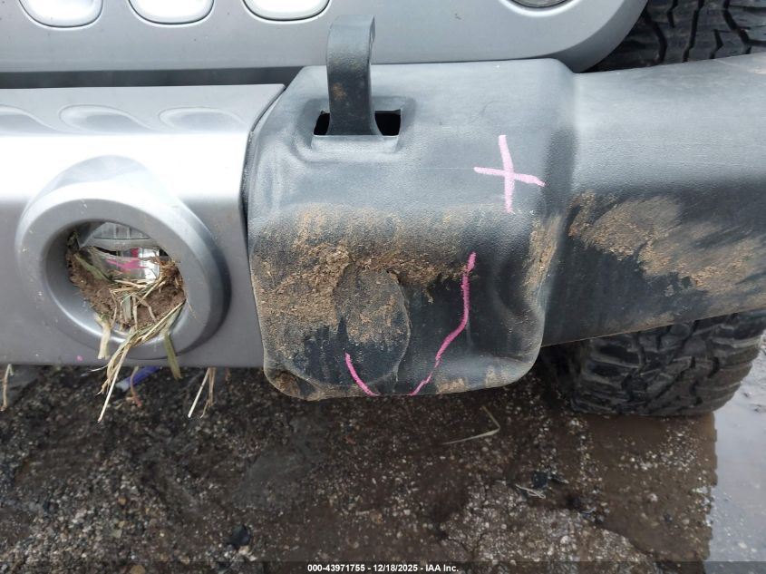 2017 Jeep Wrangler Unlimited Sahara 4X4 VIN: 1C4BJWEG7HL573339 Lot: 43971755