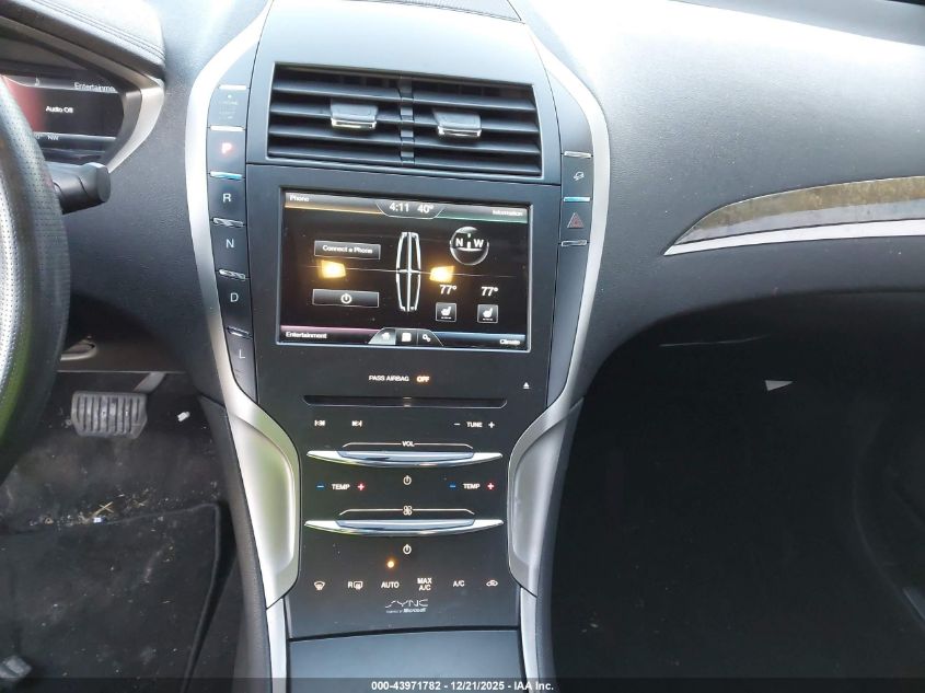 2014 Lincoln Mkz Hybrid VIN: 3LN6L2LUXER826403 Lot: 43971782