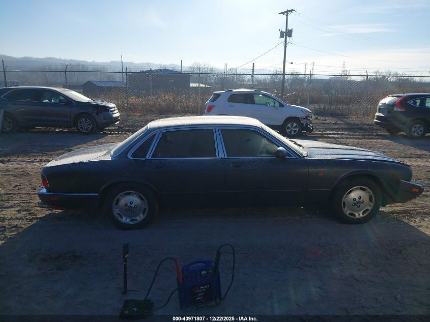 1995 Jaguar Xj6 VIN: SAJHX1742SC725728 Lot: 43971807