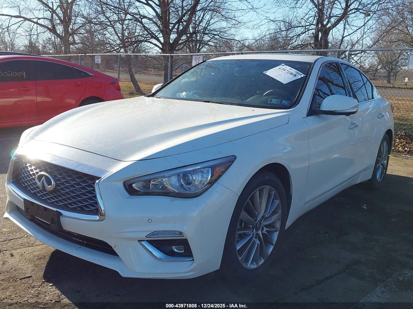 2023 Infiniti Q50 Luxe Awd