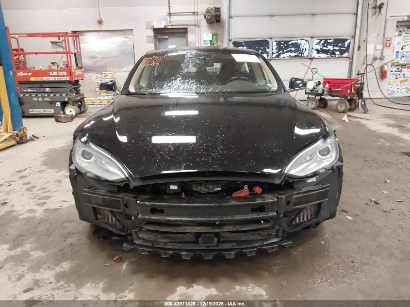 2015 Tesla Model S 70D/85D/P85D VIN: 5YJSA1S25FF086037 Lot: 43971826