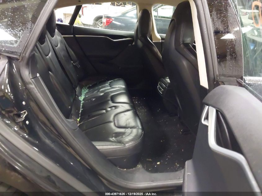 2015 Tesla Model S 70D/85D/P85D VIN: 5YJSA1S25FF086037 Lot: 43971826