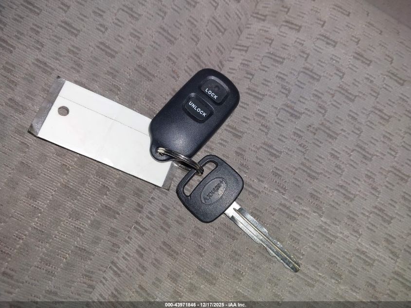 2005 Toyota Tundra Sr5 V8 VIN: 5TBDT44125S487962 Lot: 43971846