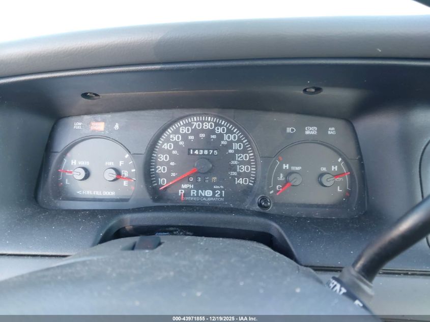 2005 Ford Crown Victoria Police VIN: 2FAHP71W75X176214 Lot: 43971855