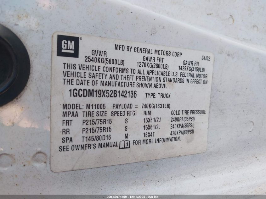 2002 Chevrolet Astro VIN: 1GCDM19X52B142136 Lot: 43971869