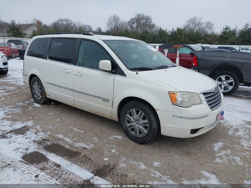 CHRYSLER TOWN & COUNTRY TOURING