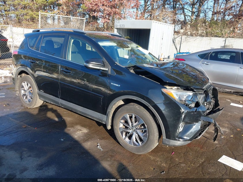 2018 TOYOTA RAV4 HYBRID XLE