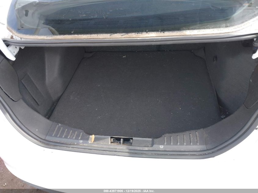 2016 Ford Focus Se VIN: 1FADP3F21GL340876 Lot: 43971906